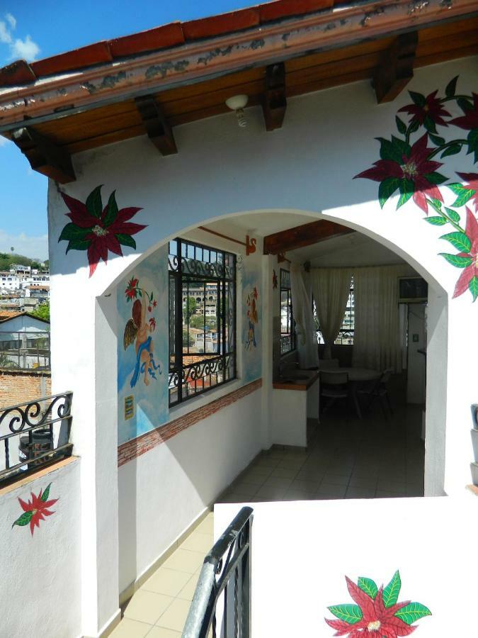 Posada Joan Sebastian Taxco Eksteriør billede