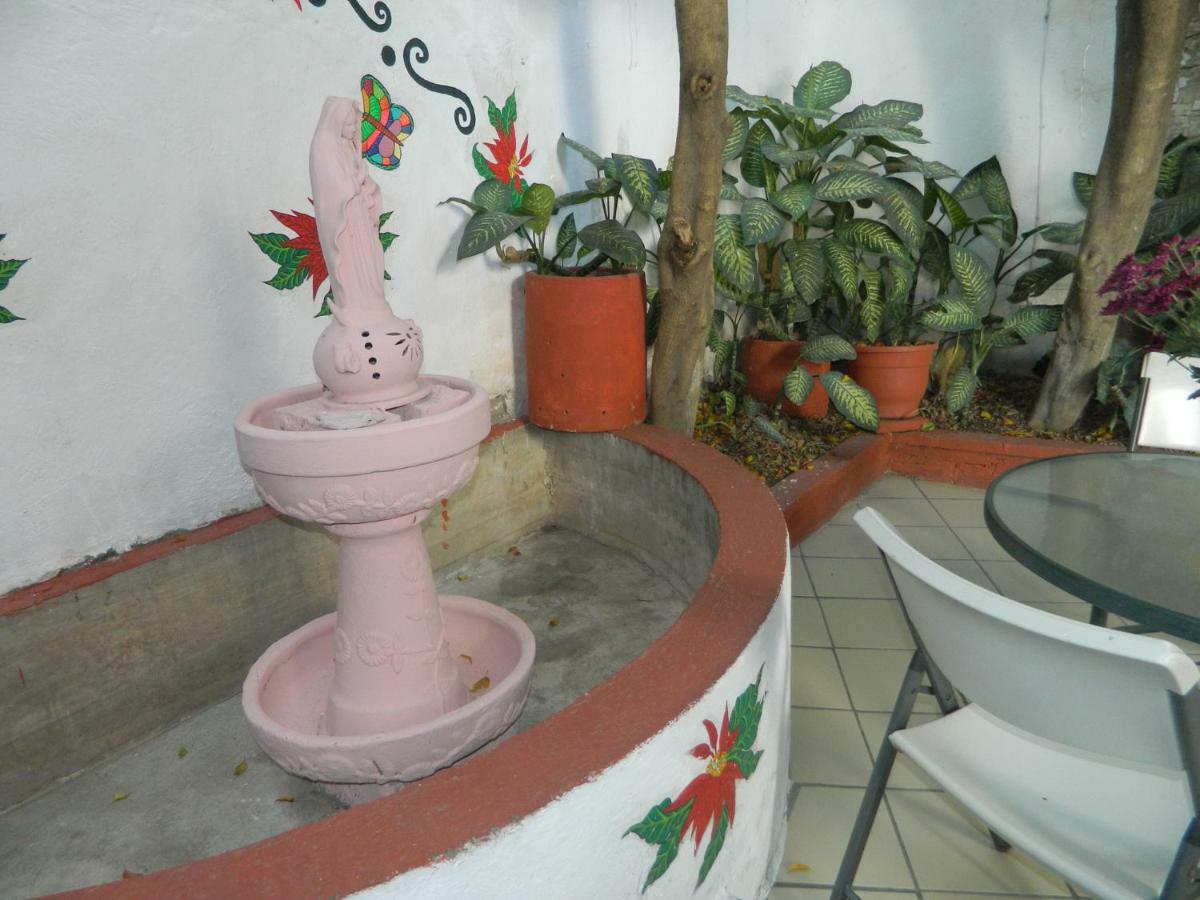 Posada Joan Sebastian Taxco Eksteriør billede