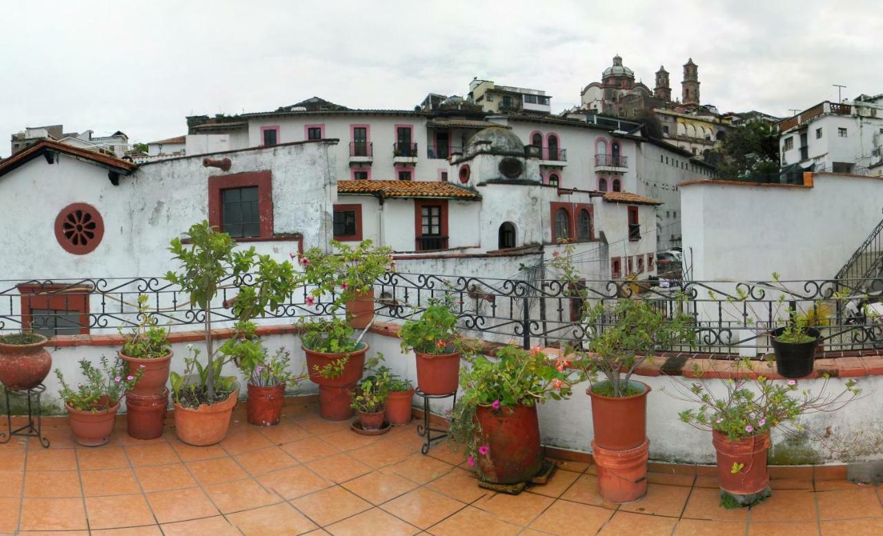 Posada Joan Sebastian Taxco Eksteriør billede
